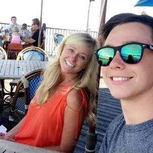 Meet your Posher, Justin